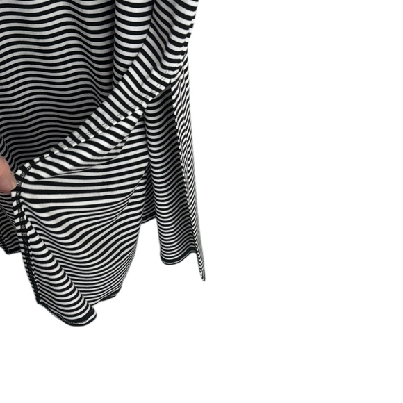 Express Black and White Striped Maxi Dress Beach Summer Casual NWT XL - Picture 4 of 5